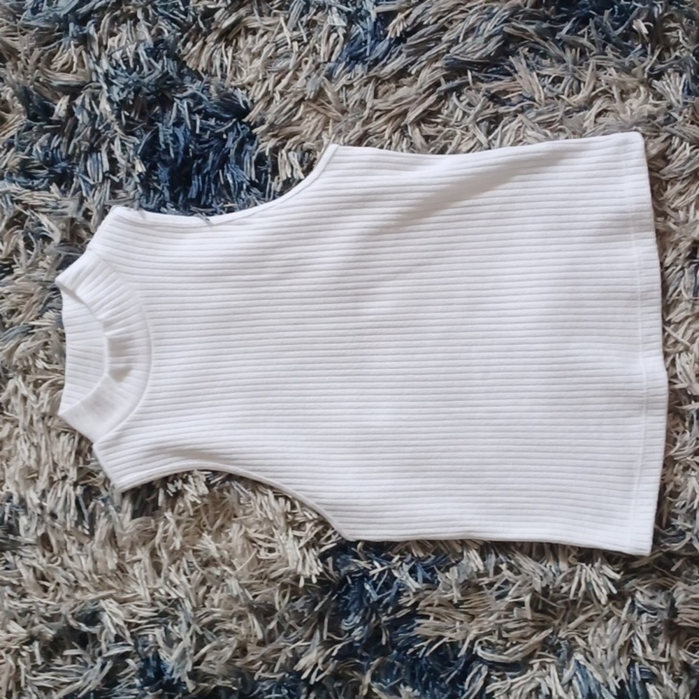 XS white Old Navy tank top